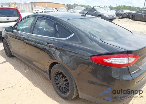 2013 Ford Fusion S из США, поврежденный, VIN 3FA6P0G73DR146784